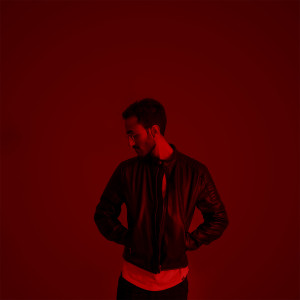 Dengarkan רוצה אותי למעלה lagu dari Youngest dengan lirik