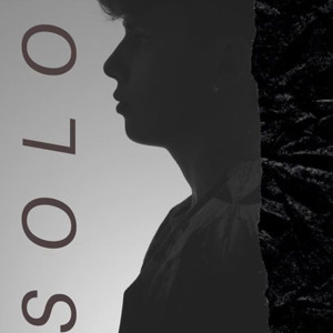 ดาวน์โหลดและฟังเพลง SOLO (Explicit) พร้อมเนื้อเพลงจาก Esse