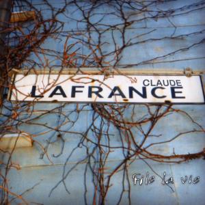 Listen to Sur la grande côte song with lyrics from Claude Lafrance