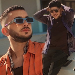 Dengarkan lagu Love Me nyanyian Alex Botea dengan lirik