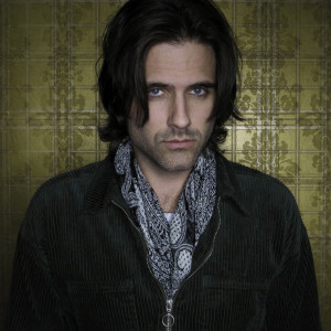 ดาวน์โหลดและฟังเพลง Blue Christmas พร้อมเนื้อเพลงจาก Brennin Hunt