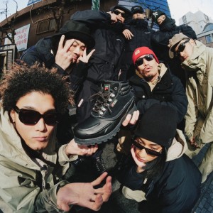 Dengarkan WEATHERTEC (feat. GOTU, JNK, MFS, JASS, WELL-DONE & Koh) (Explicit) lagu dari Tha Jointz dengan lirik