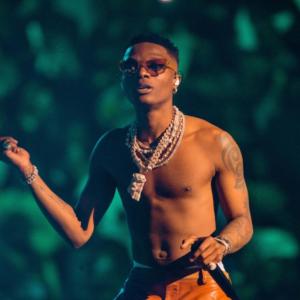 ดาวน์โหลดและฟังเพลง Concentration list of Wizkid songs (feat. Amanzy Ravo & Schulz) พร้อมเนื้อเพลงจาก Rawvibez