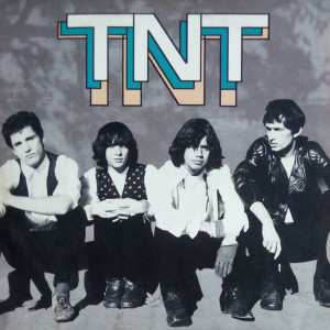 收聽TNT的A Irmã Do Doctor Robert歌詞歌曲