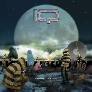 ดาวน์โหลดและฟังเพลง Frequency พร้อมเนื้อเพลงจาก IQ