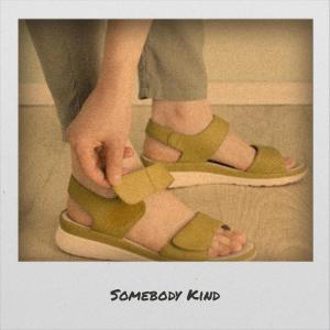 Listen to Us Afternoon song with lyrics from Arnol Gake
