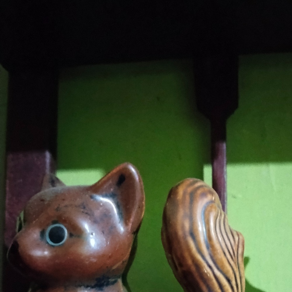 Bukuharian-tinta merah