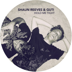 ดาวน์โหลดและฟังเพลง Hold Me Tight พร้อมเนื้อเพลงจาก Pupkulies