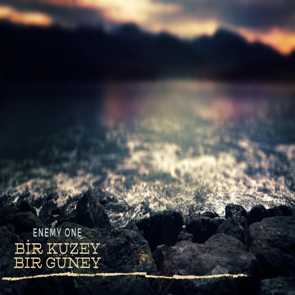 Bir Kuzey Bir Güney (Explicit)