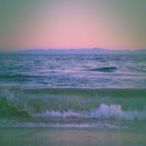 Listen to Ocean Waves Relaxation Sounds of Waves Crashing on Beach and White Noise for Sleep song with lyrics from FX waves