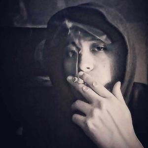 收聽Bogar-T的Sin Mirar Atras歌詞歌曲