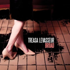 ดาวน์โหลดและฟังเพลง Still Got Love พร้อมเนื้อเพลงจาก Treasa Levasseur