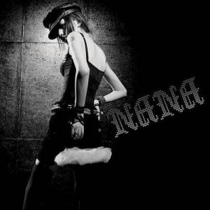 ดาวน์โหลดและฟังเพลง Isolation พร้อมเนื้อเพลงจาก Mika Nakashima