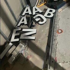 3vilangel的專輯cake stakk (Explicit)