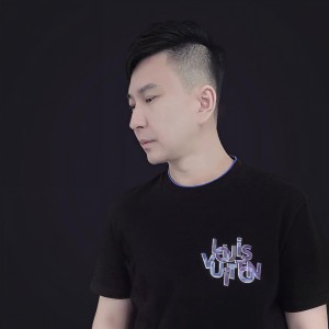 收聽白易翔的向孟婆借一碗湯 (完整版)歌詞歌曲