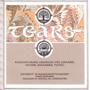 收聽University of Massachusetts的Tears歌詞歌曲