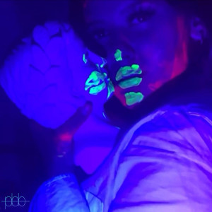 Dengarkan Koks (Explicit) lagu dari Acidsice dengan lirik