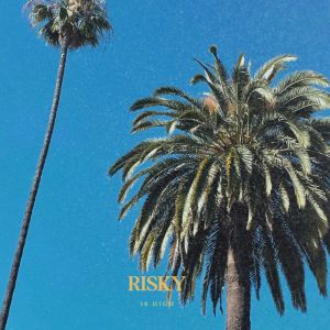 ดาวน์โหลดและฟังเพลง Risky พร้อมเนื้อเพลงจาก 18 High