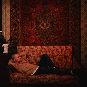 ดาวน์โหลดและฟังเพลง Наше время พร้อมเนื้อเพลงจาก ОН САМЫЙ