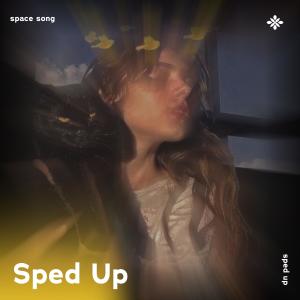 Dengarkan space song - sped up + reverb lagu dari pearl dengan lirik