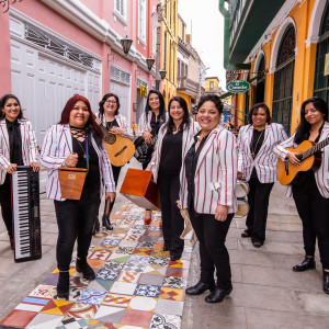 ดาวน์โหลดและฟังเพลง Yo Ya Ta' Cansá(Homenaje a Victoria Santa Cruz) พร้อมเนื้อเพลงจาก Ambiente Criollo