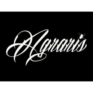 Dengarkan Luka lagu dari Agraris dengan lirik