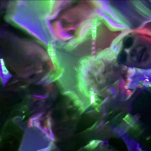 bror的專輯Gjort Er Gjort (Explicit)