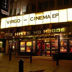 ดาวน์โหลดและฟังเพลง Home Alone พร้อมเนื้อเพลงจาก Mr Virgo
