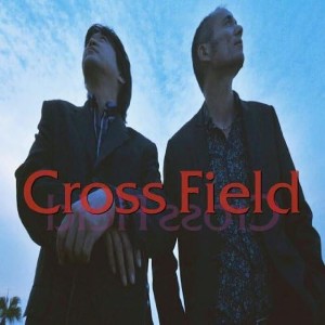 Dengarkan lagu Walk between raindrops nyanyian クロスフィールド dengan lirik
