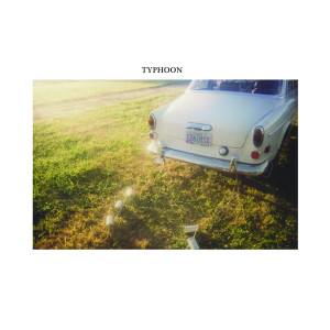 Listen to Prosthetic Love (Piano Version) song with lyrics from Typhoon（欧美）