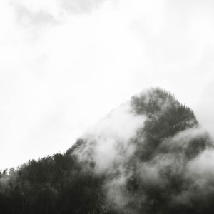 收听Deep Sleep的Into the Clouds歌词歌曲
