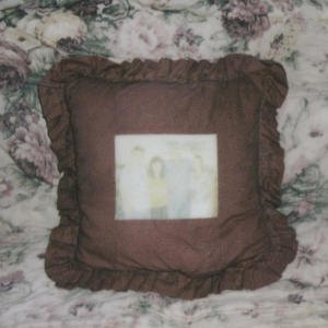 收聽Rivi Palomino的carve your name歌詞歌曲