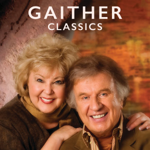 ดาวน์โหลดและฟังเพลง There's Something About That Name (Live) พร้อมเนื้อเพลงจาก Bill & Gloria Gaither