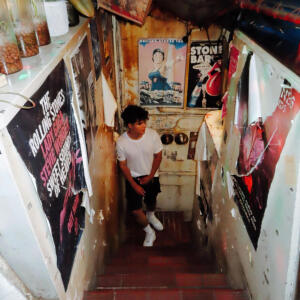 default playlist img