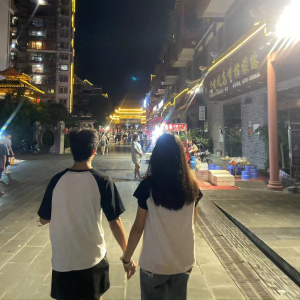 爱难成全 dari 唐小力