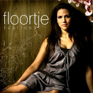 ดาวน์โหลดและฟังเพลง Fearless พร้อมเนื้อเพลงจาก Floortje