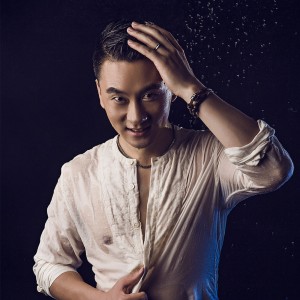 Listen to 写给朋友的歌 (完整版) song with lyrics from 张晓