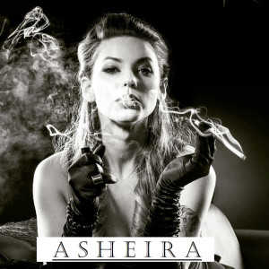 ดาวน์โหลดและฟังเพลง Sugar พร้อมเนื้อเพลงจาก Asheira