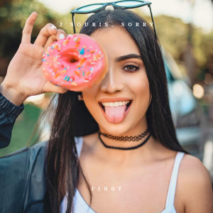 ดาวน์โหลดและฟังเพลง J'souris, sorry พร้อมเนื้อเพลงจาก Fin0t