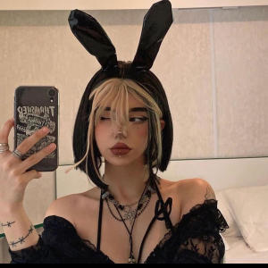 ดาวน์โหลดและฟังเพลง 40 on 40 (Explicit) พร้อมเนื้อเพลงจาก YngHeartz