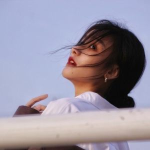 刘泳嘉 ดาวน์โหลดและฟังเพลงฮิตจาก 刘泳嘉