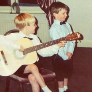 ดาวน์โหลดและฟังเพลง Au bout du monde พร้อมเนื้อเพลงจาก Mathieu