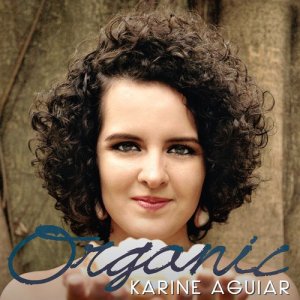 收聽Karine Aguiar的Lights歌詞歌曲