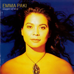 ดาวน์โหลดและฟังเพลง Talk To An Angel พร้อมเนื้อเพลงจาก Emma Paki