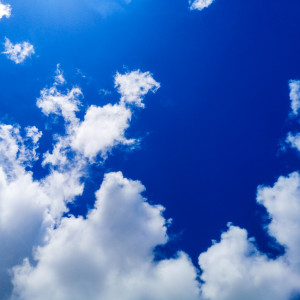 收聽Mirages的Clouds歌詞歌曲