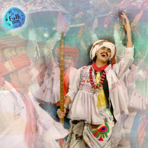 收聽Aditya Gadhavi的Rang Bhini Radha歌詞歌曲