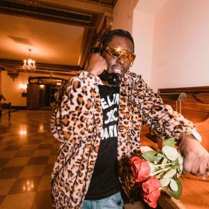 ดาวน์โหลดและฟังเพลง I Need All That (Explicit) พร้อมเนื้อเพลงจาก Trey Drizzle