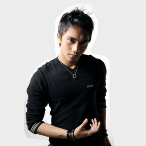 Listen to Pengembara song with lyrics from Arul Ghani