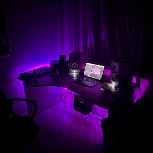 default playlist img