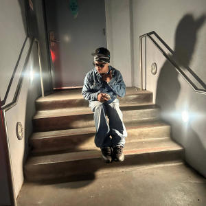 收聽Rambino的Azahd (feat. Baby10) (Explicit)歌詞歌曲